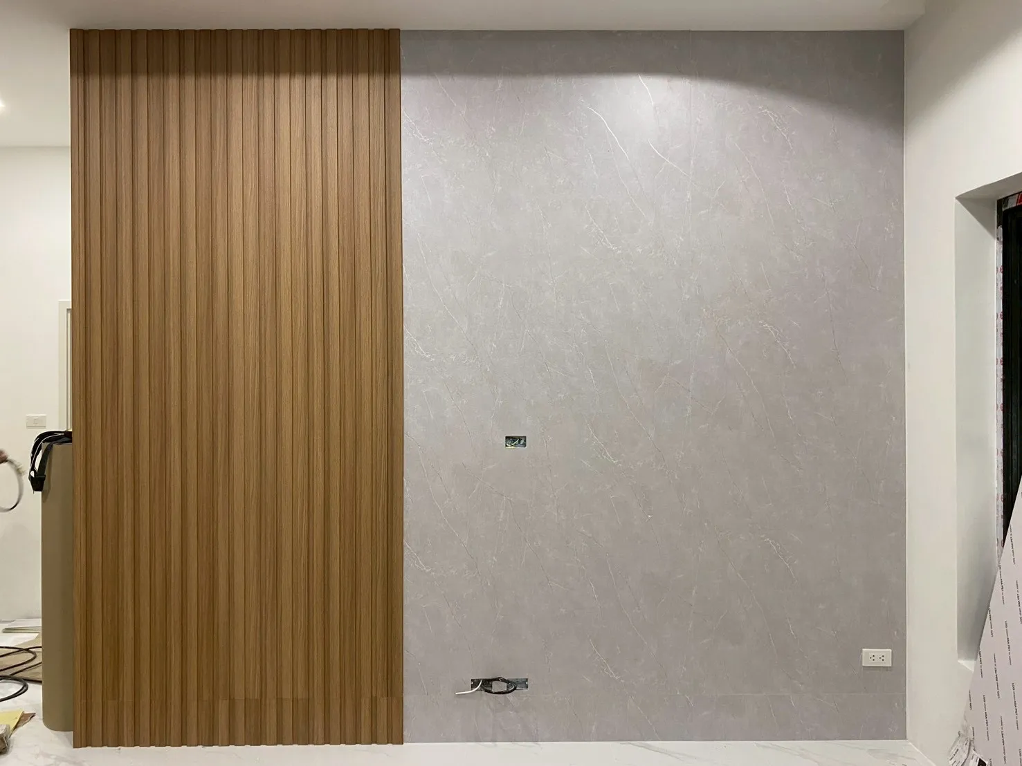 Wallah Brand แผ่นผนังลายไม้ ไม้ระแนงตกแต่งผนัง WPC