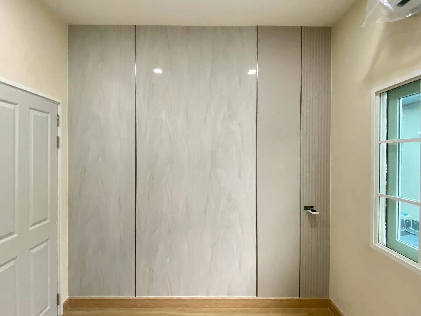 แผ่นผนังลายไม้ ไม้ระแนงตกแต่งผนัง WPC | WALLAH